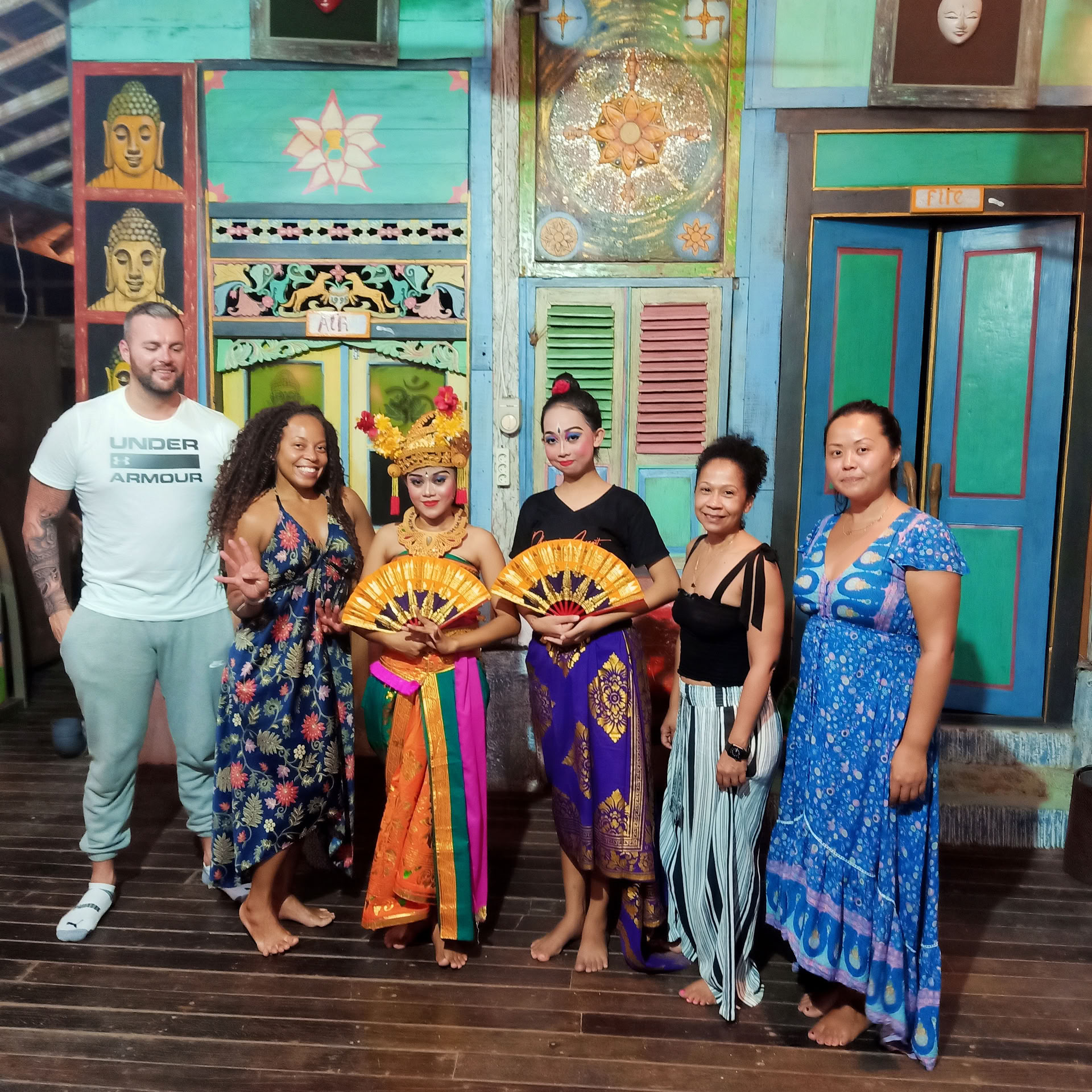 Espectáculo de danza balinesa encantadora