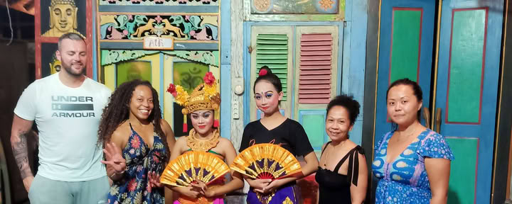 Espectáculo de danza balinesa encantadora