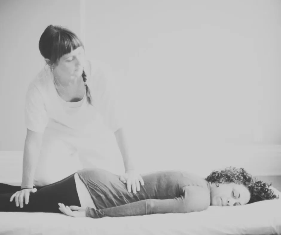 The Restorative Cocoon: Una Ceremonia de Cierre de Huesos