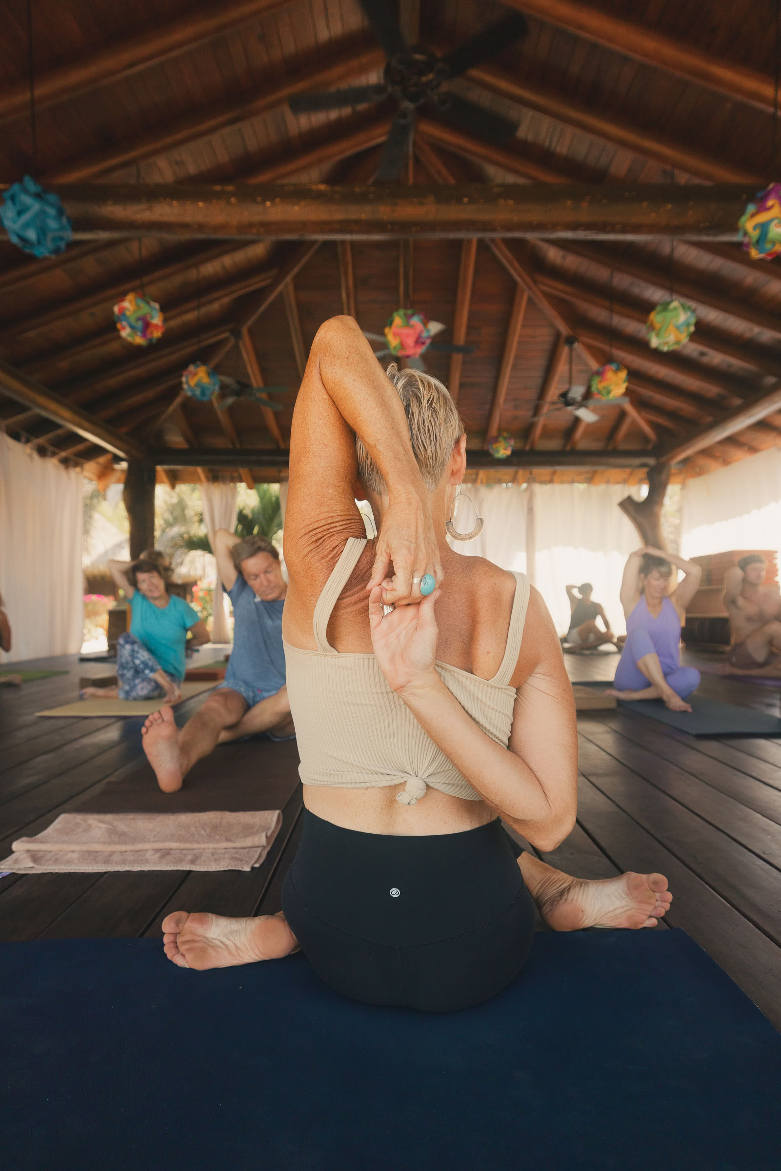 Salt Flow: Un retiro de yoga en la playa en Playa Troncones, México