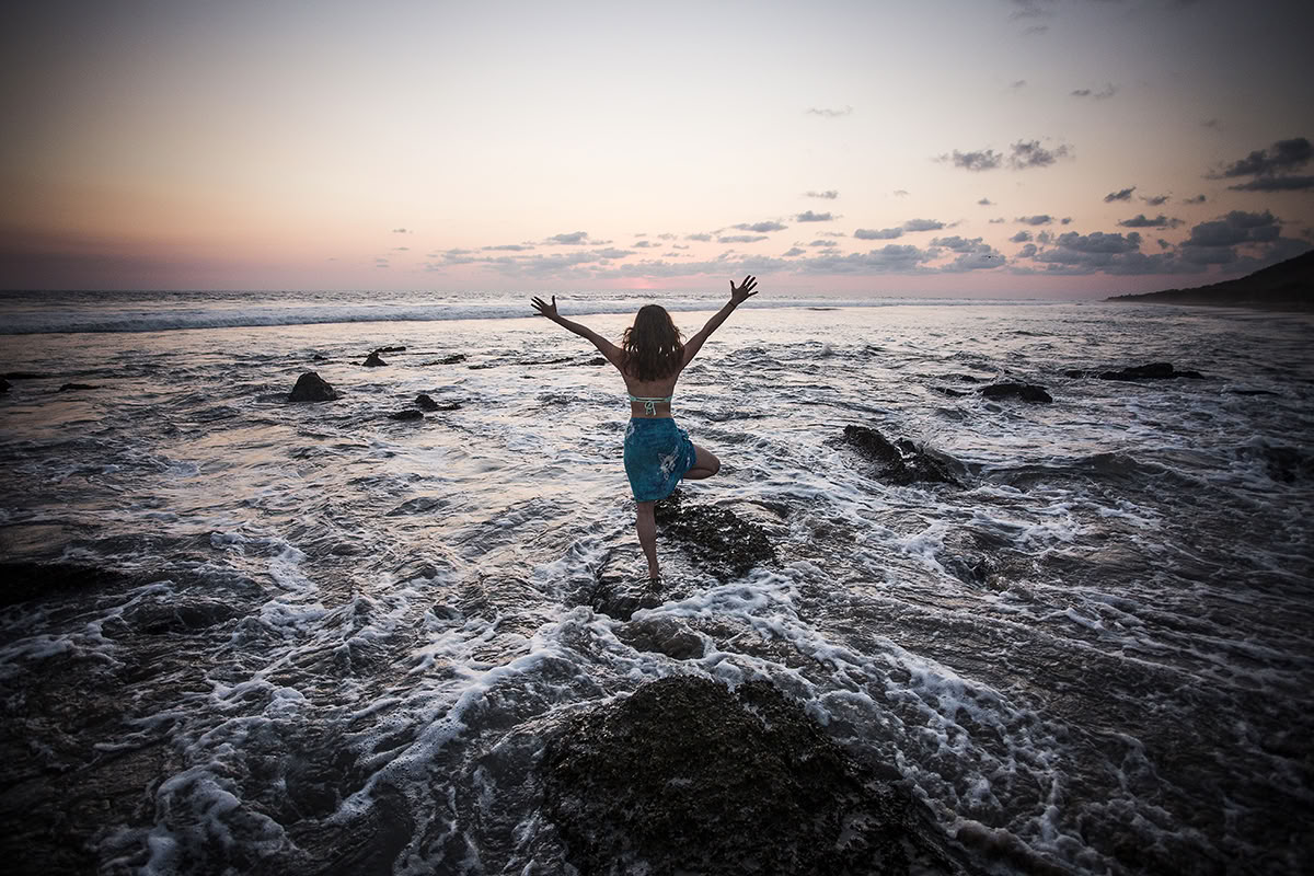 Salt Flow: Un retiro de yoga en la playa en Playa Troncones, México