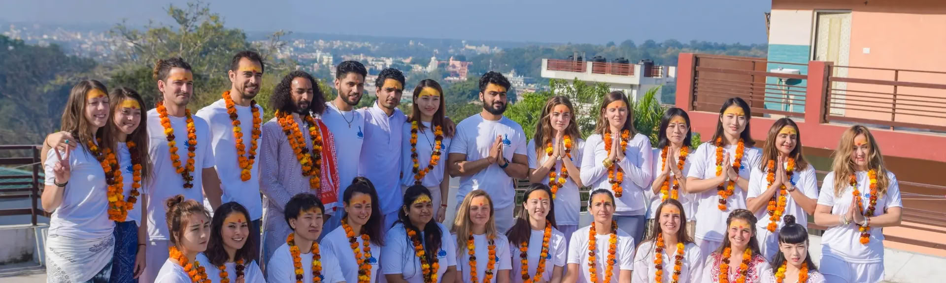 Curso de formación de profesores de yoga de 200 horas en Rishikesh – del 05 de julio al 30 de julio de 2026