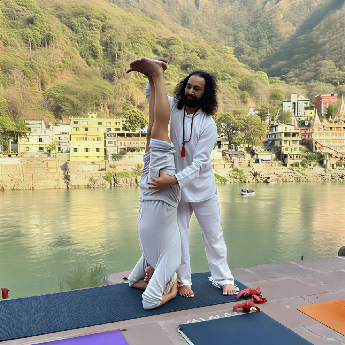 Curso de formación de profesores de yoga de 200 horas en Rishikesh – del 04 de oct al 29 de oct de 2026