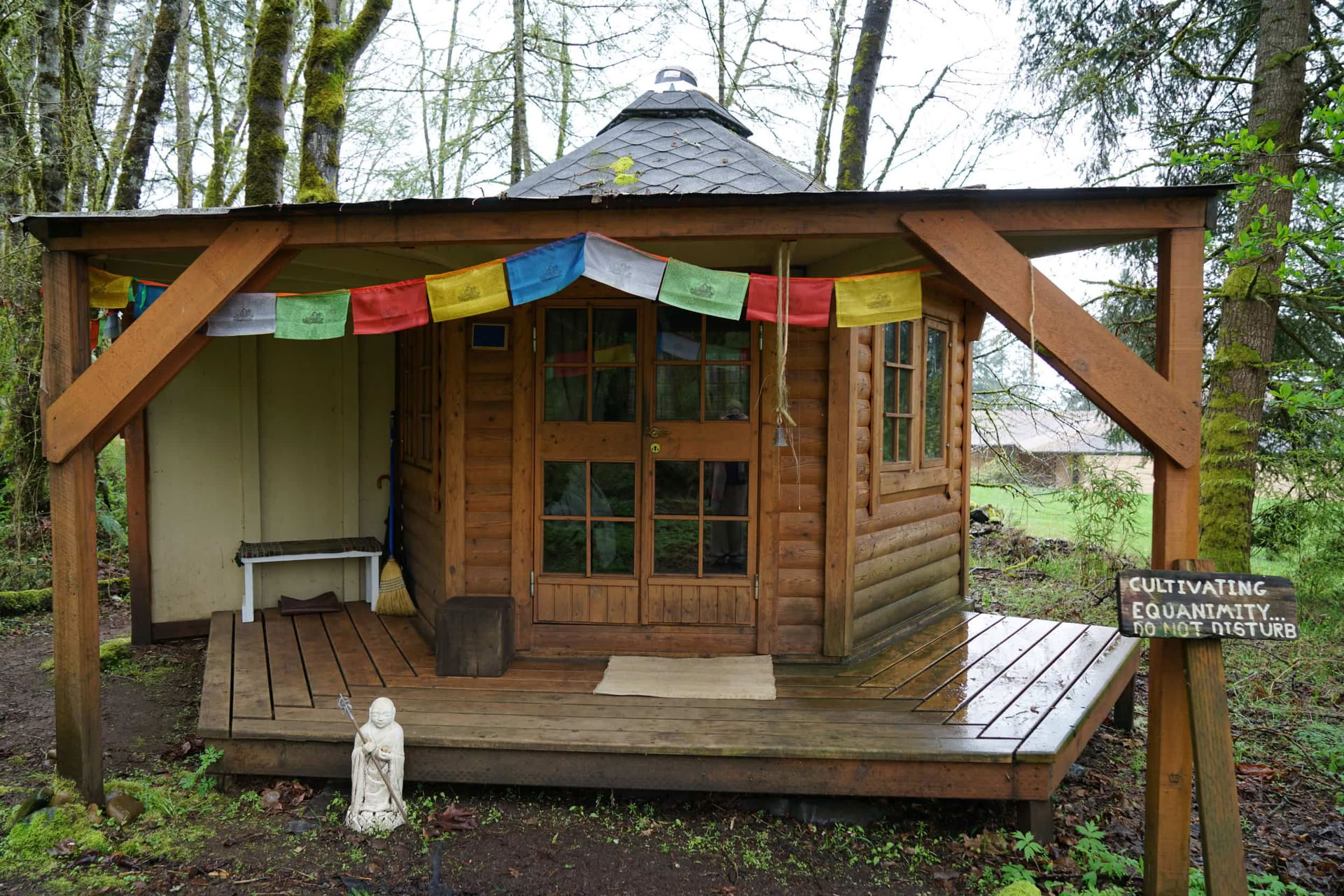 Cabina de Retiro de Meditación