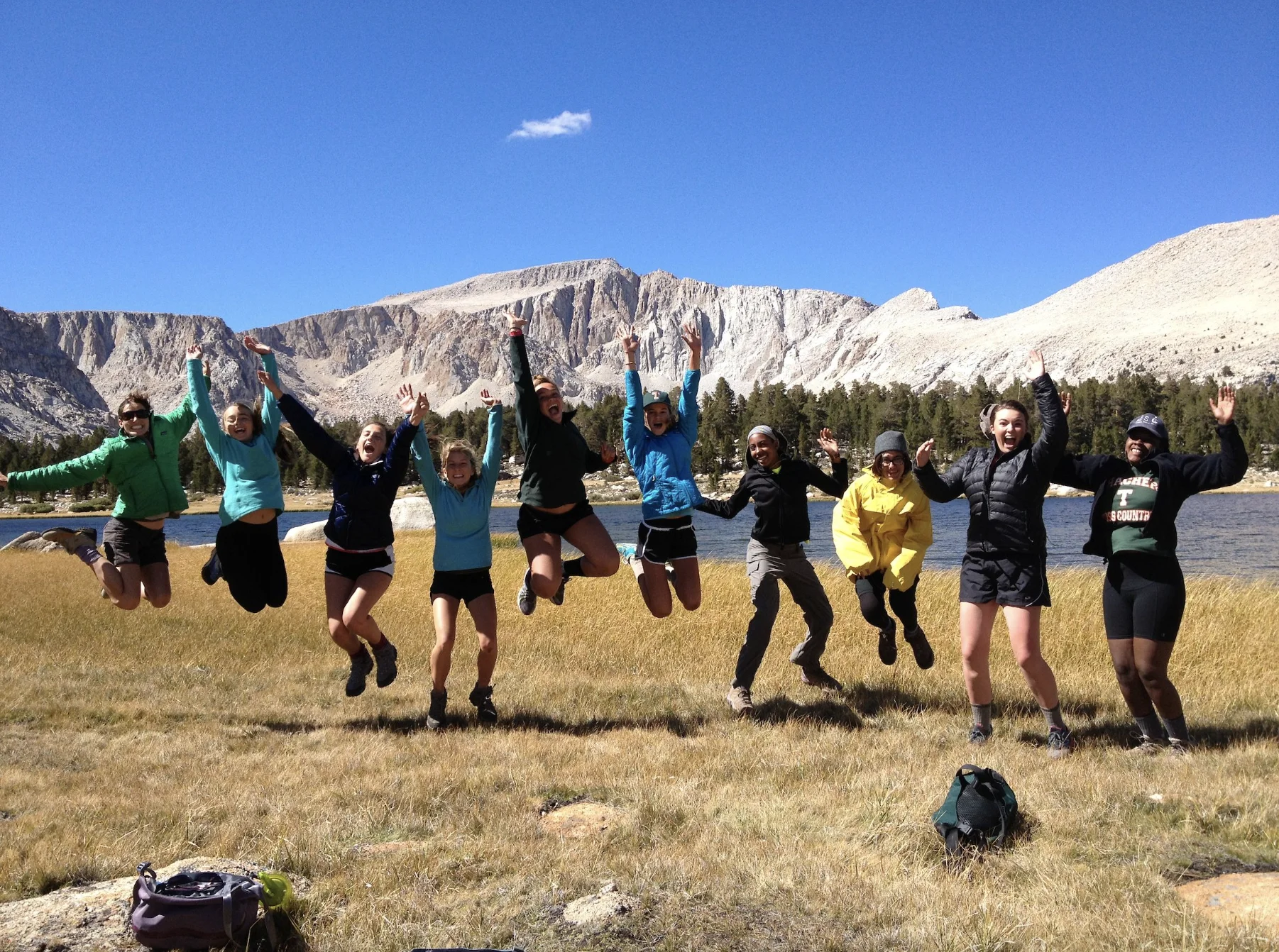 Youth Engaged in Transformational Inquiry : 6-Day Campamento en la naturaleza