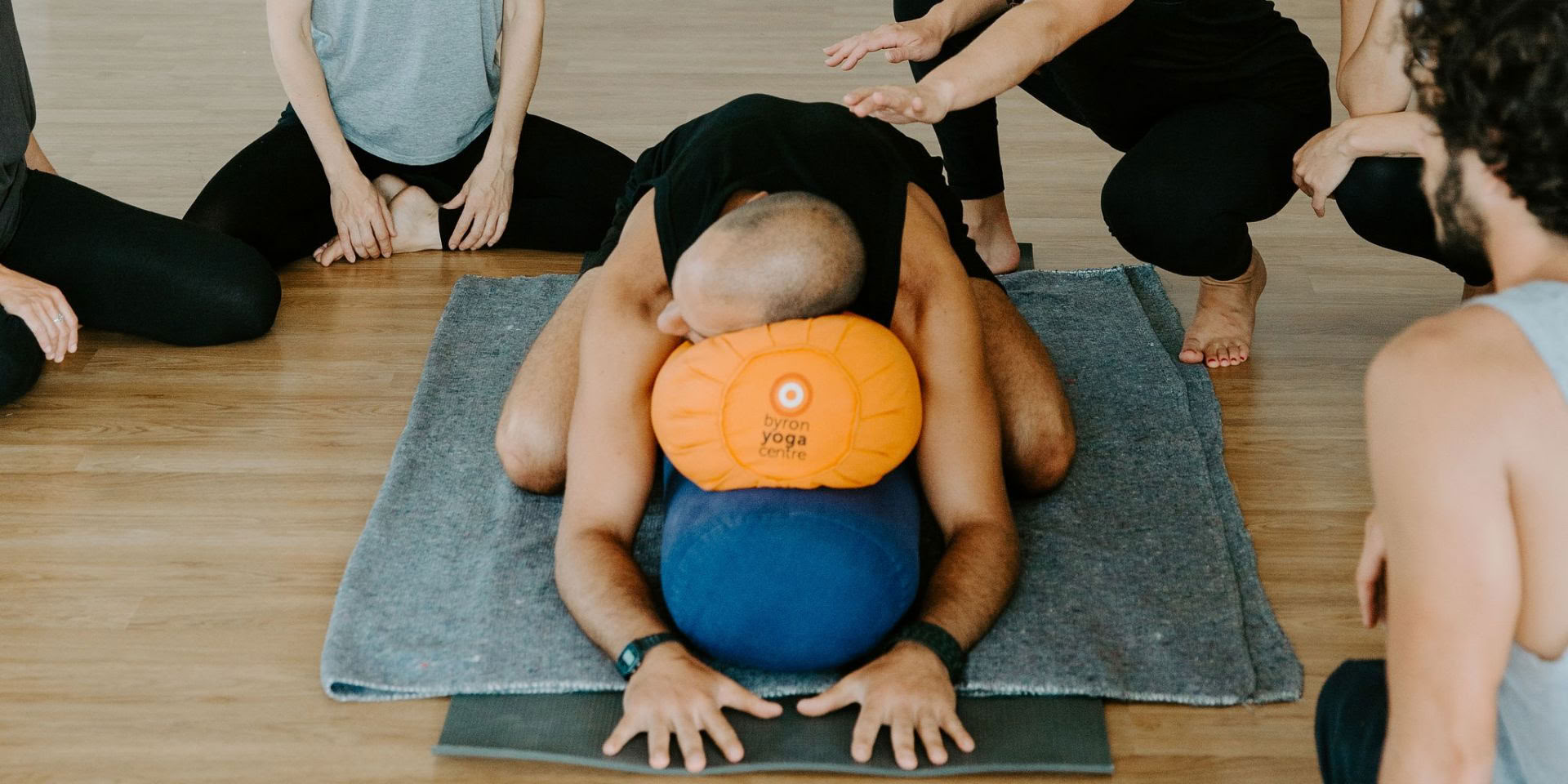 4 días de formación de profesores de yoga con enfoque en trauma