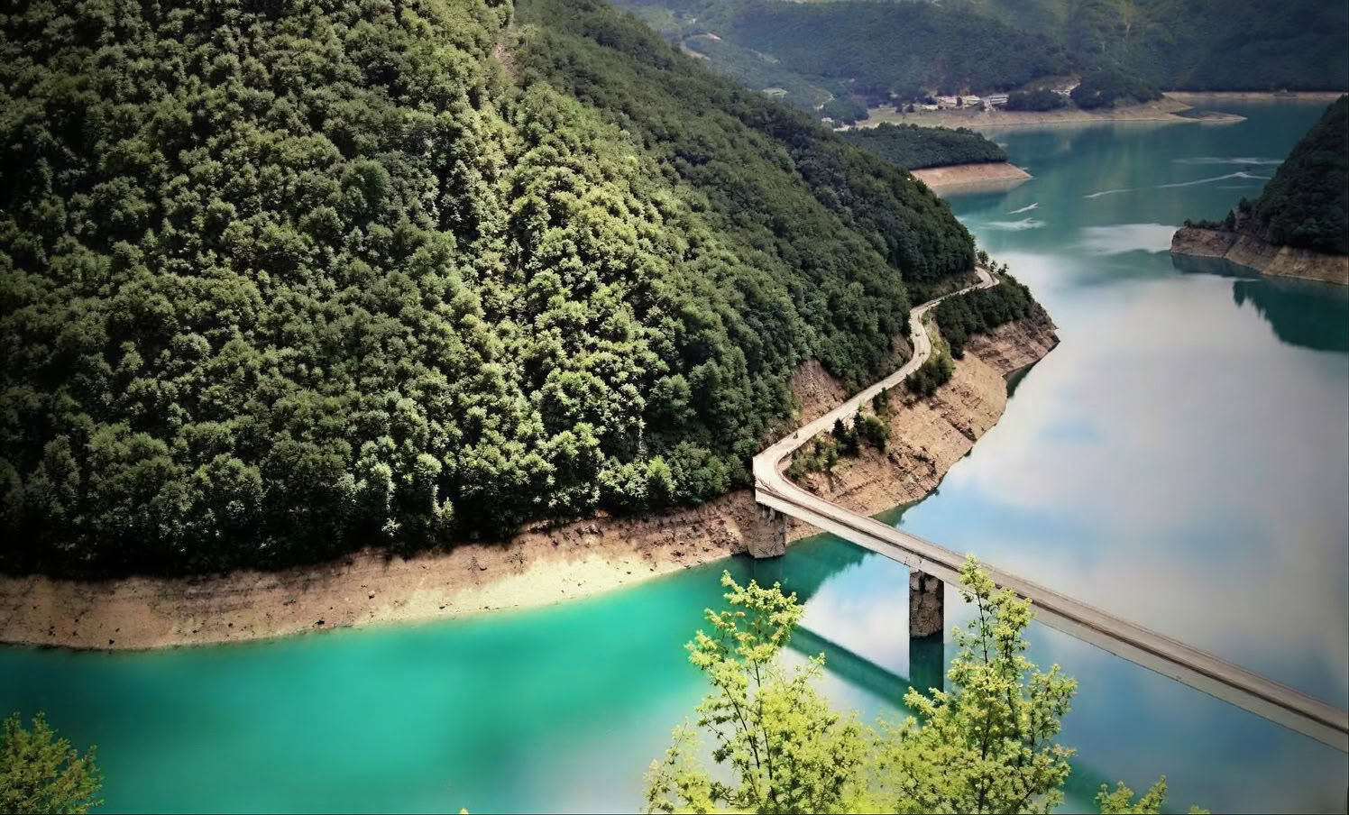 Tour Privado del Monasterio de Montenegro