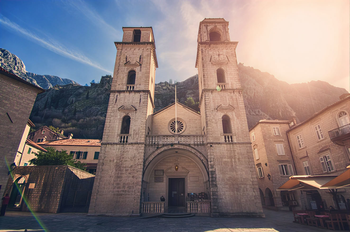 Tour Privado del Monasterio de Montenegro