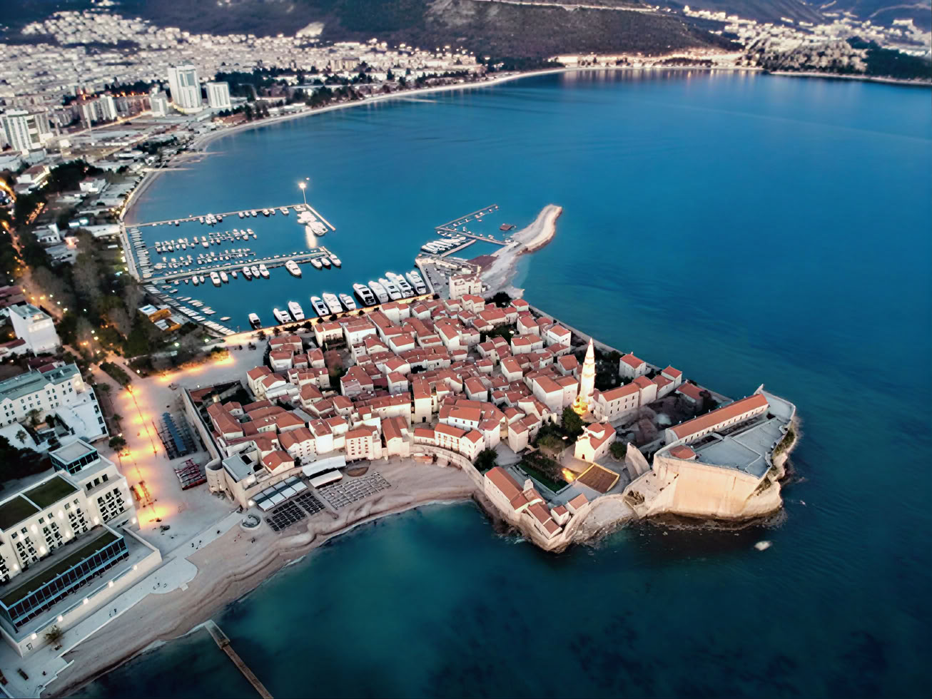 Tour en bicicleta por las montañas de Montenegro