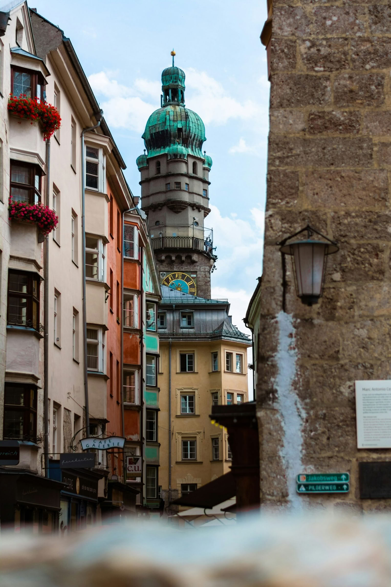 Elegancia alpina y grandeza imperial: Innsbruck, Salzburgo y Viena