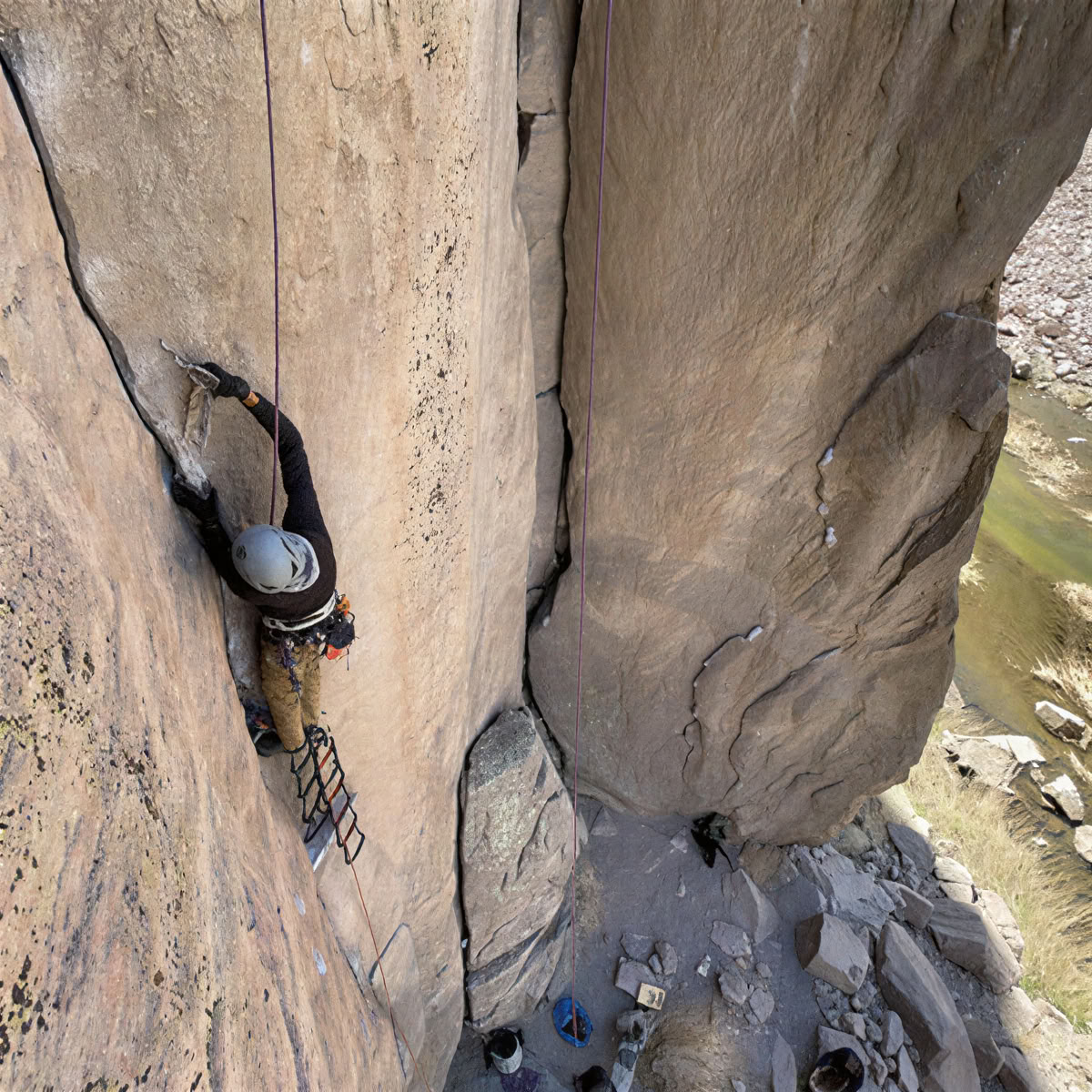 Curso de escalada en roca alpina