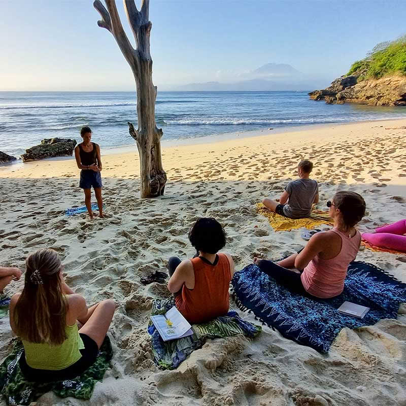 100hr Formación de Profesores de Yin Yoga en Bali
