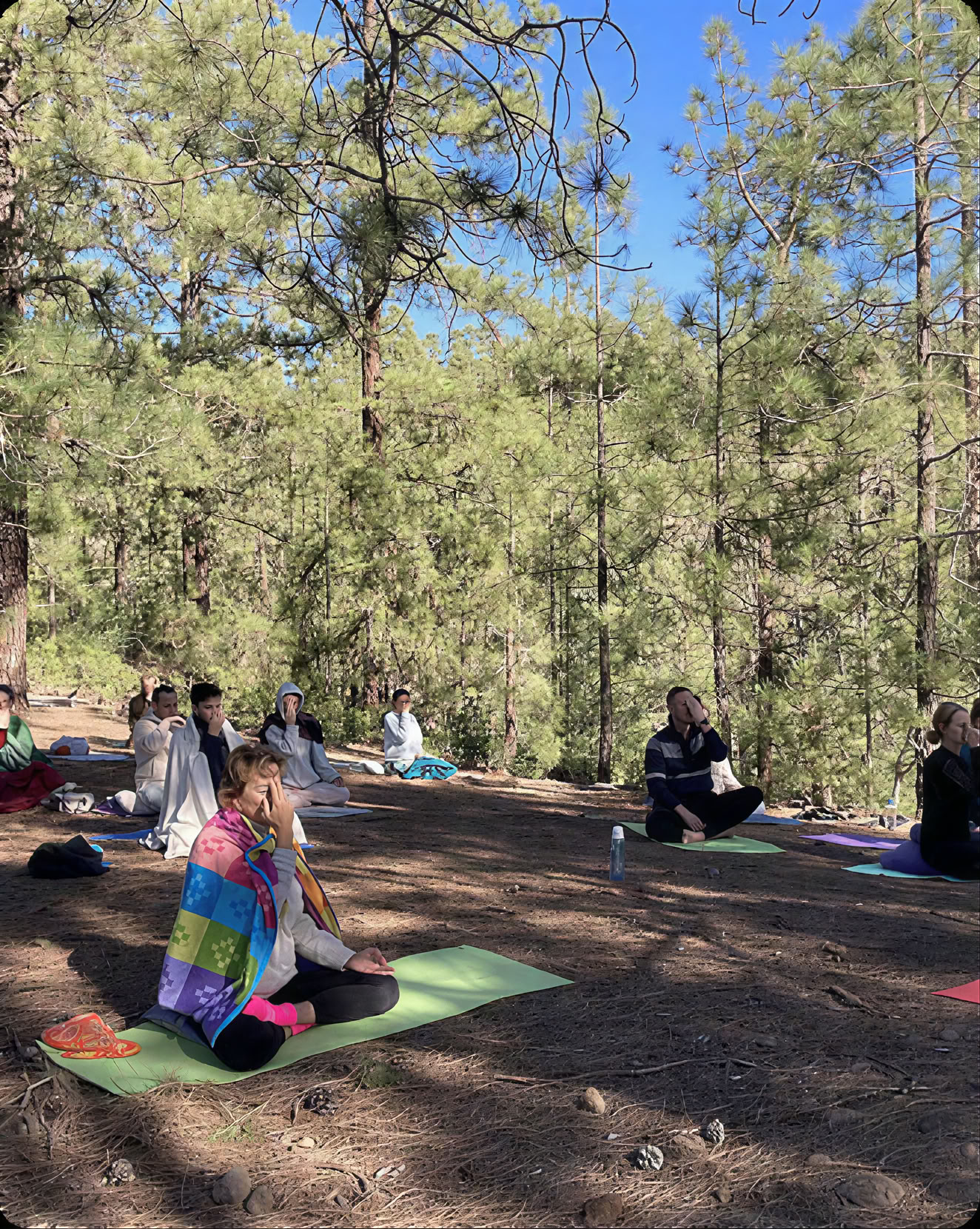 8 Días de Yoga y Mindfulness para Conectar con tu Verdad Interior (Encanto del Pueblo)