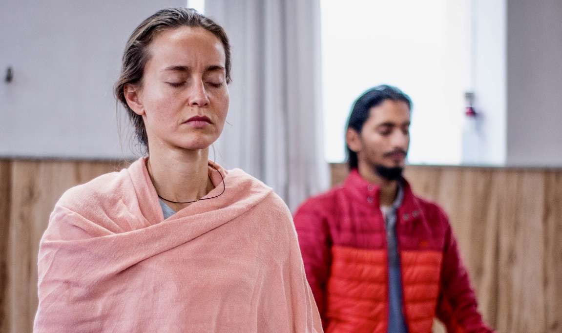 Curso de formación de profesores de Hatha Yoga de 300 horas en Rishikesh, India – 01 Sep – 19 Oct