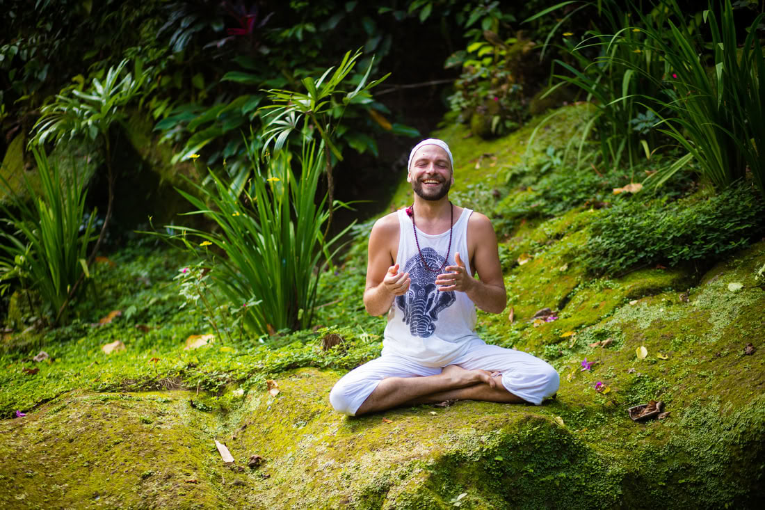 Kundalini Yoga Formación Fundamental de Profesor de Yoga de 200 Horas