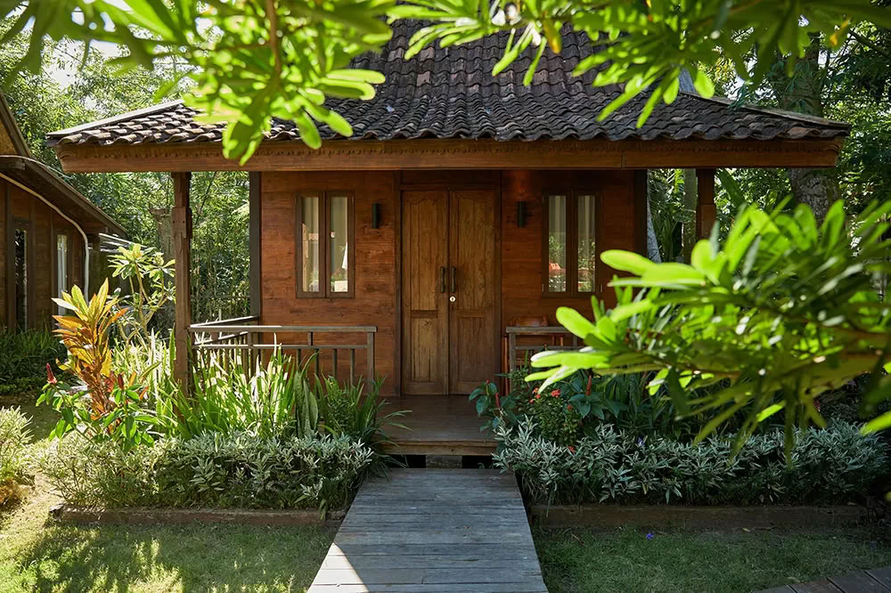 Lucidflow 100h de 300h ytt - Formación de Profesores de Yoga en Bali