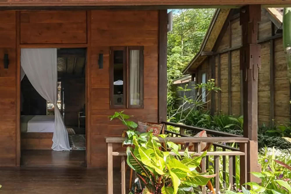 Lucidflow 100h de 300h ytt - Formación de Profesores de Yoga en Bali