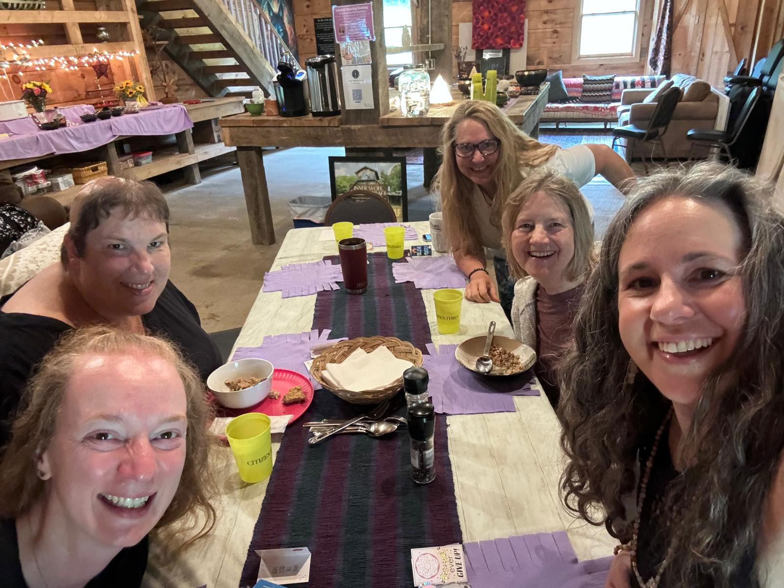 Retiro Taller de 3 Días de Sanación Sonora para Mujeres Aprende a Descansar cerca de Asheville, NC