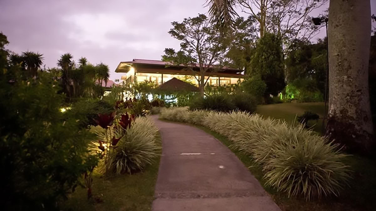 Good Society Club Yoga & Pilates Retiro en Costa Rica
