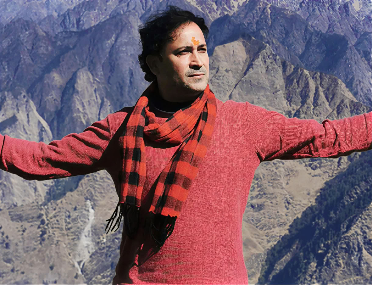 Yoga Retiro Course by Om Yoga Rishikesh