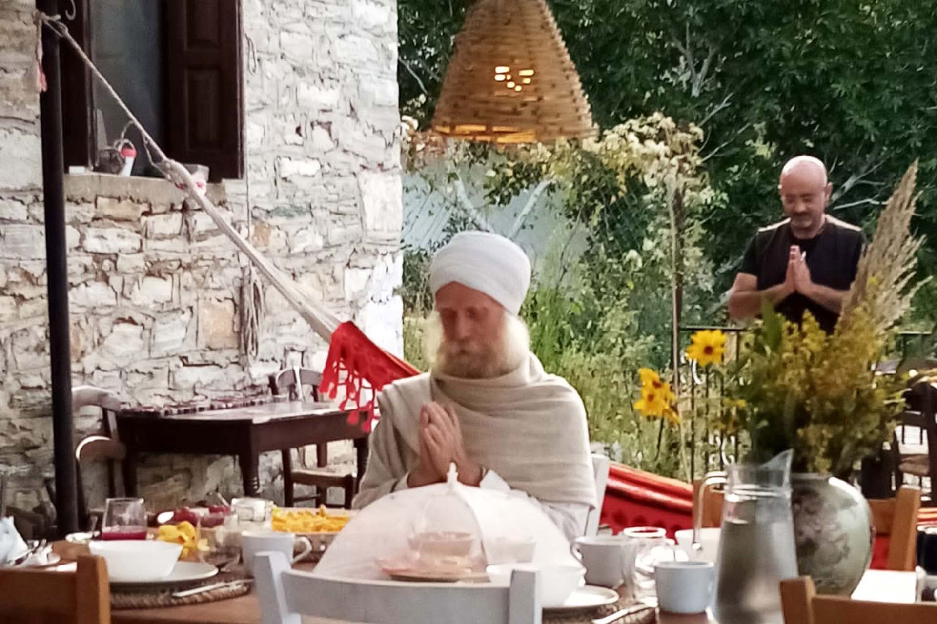 Sungalaa Kundalini Yoga Teacher Training: Relaciones auténticas