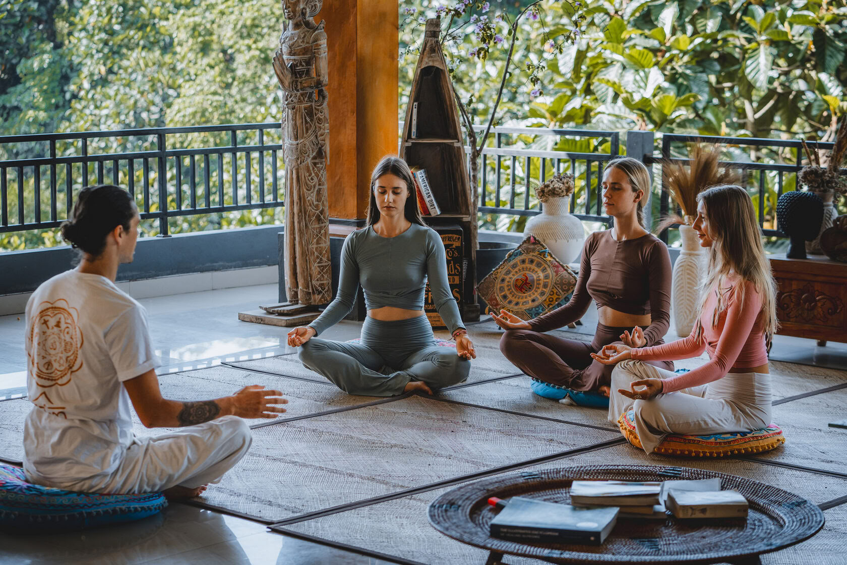 200hrs Formación de Profesores de Yoga en Bali, Amertham