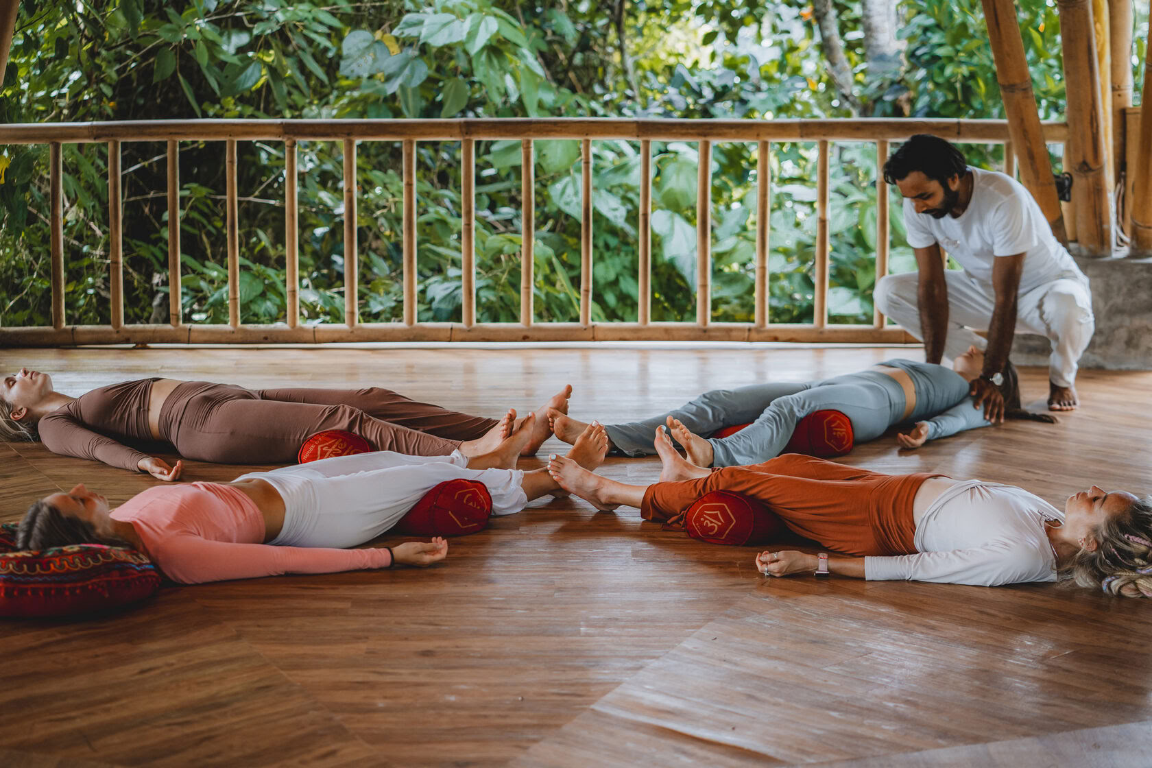 200hrs Formación de Profesores de Yoga en Bali, Amertham
