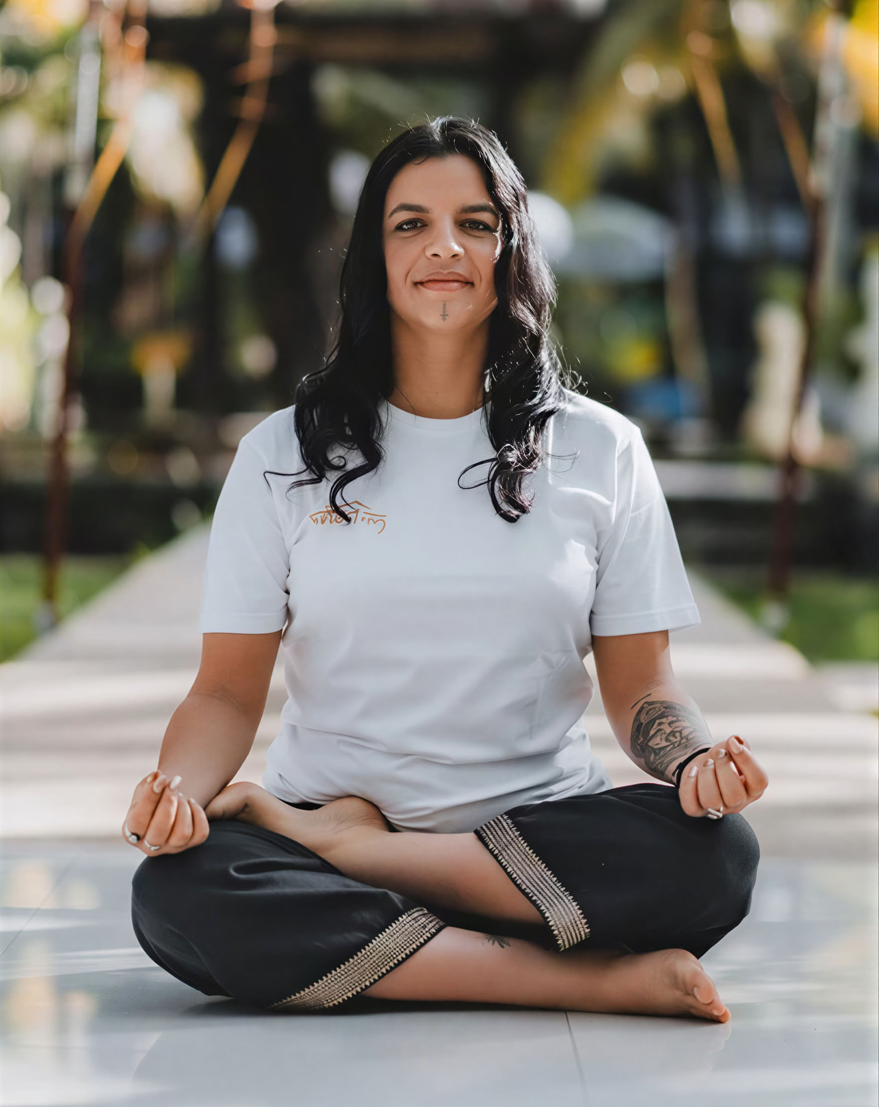 Formación híbrida de profesores de yoga de 200 horas / 300 horas – 21 de dic. – 30 de dic. de 2026