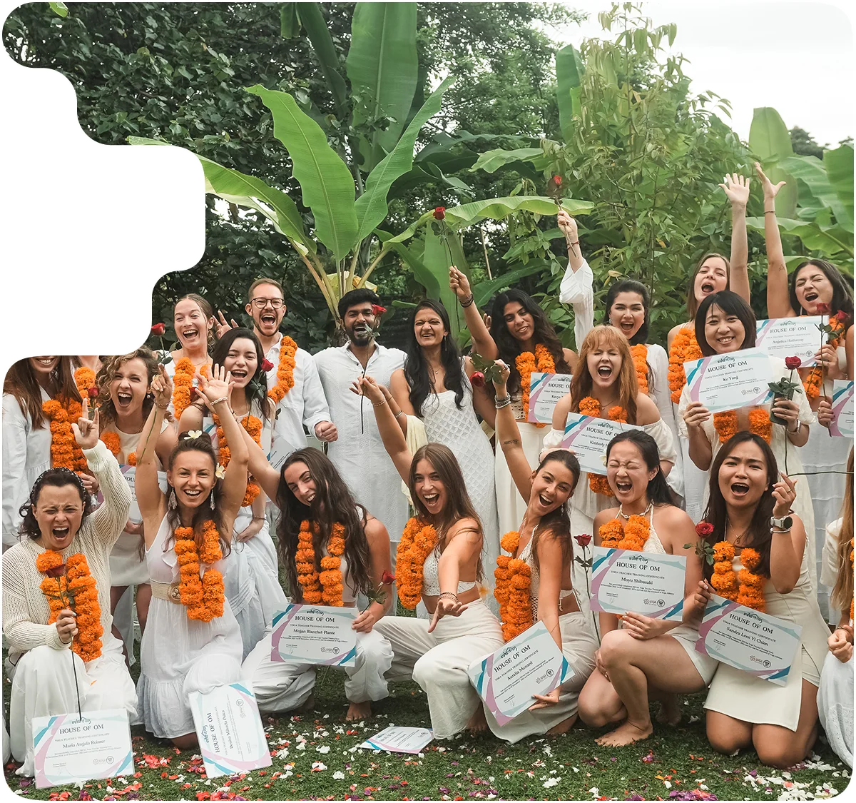 Entrenamiento híbrido de profesor de yoga de 200 horas/300 horas – 24 de dic. de 2026 – 6 de ene. de 2027
