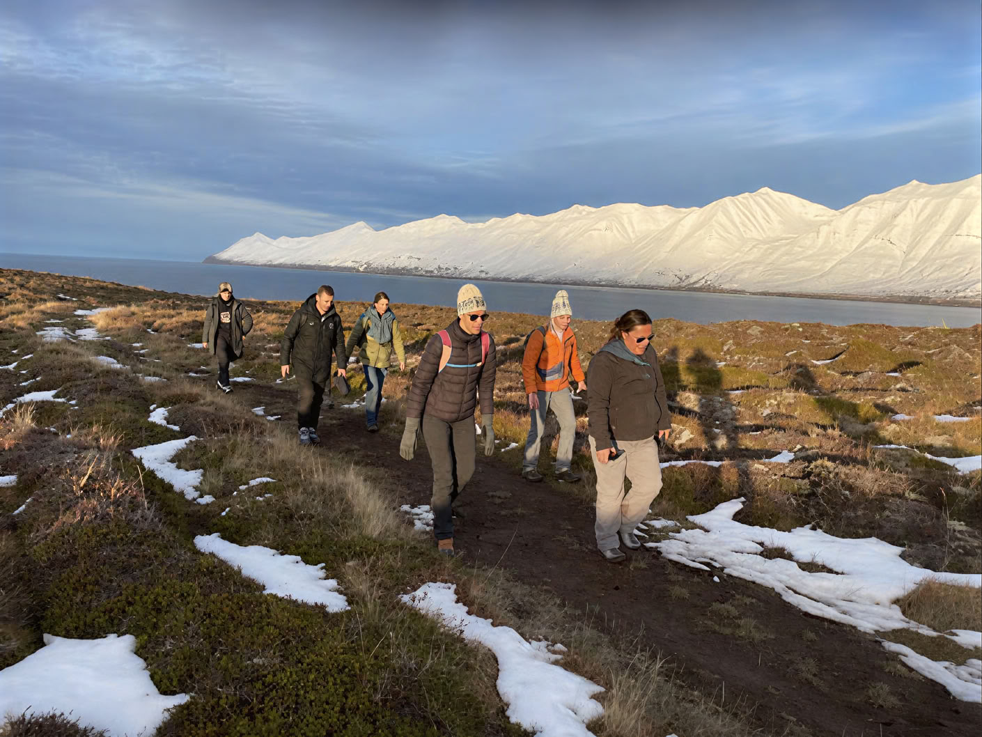 Yoga retiro bajo las Luces del Norte en Islandia – Fechas Invierno 2026