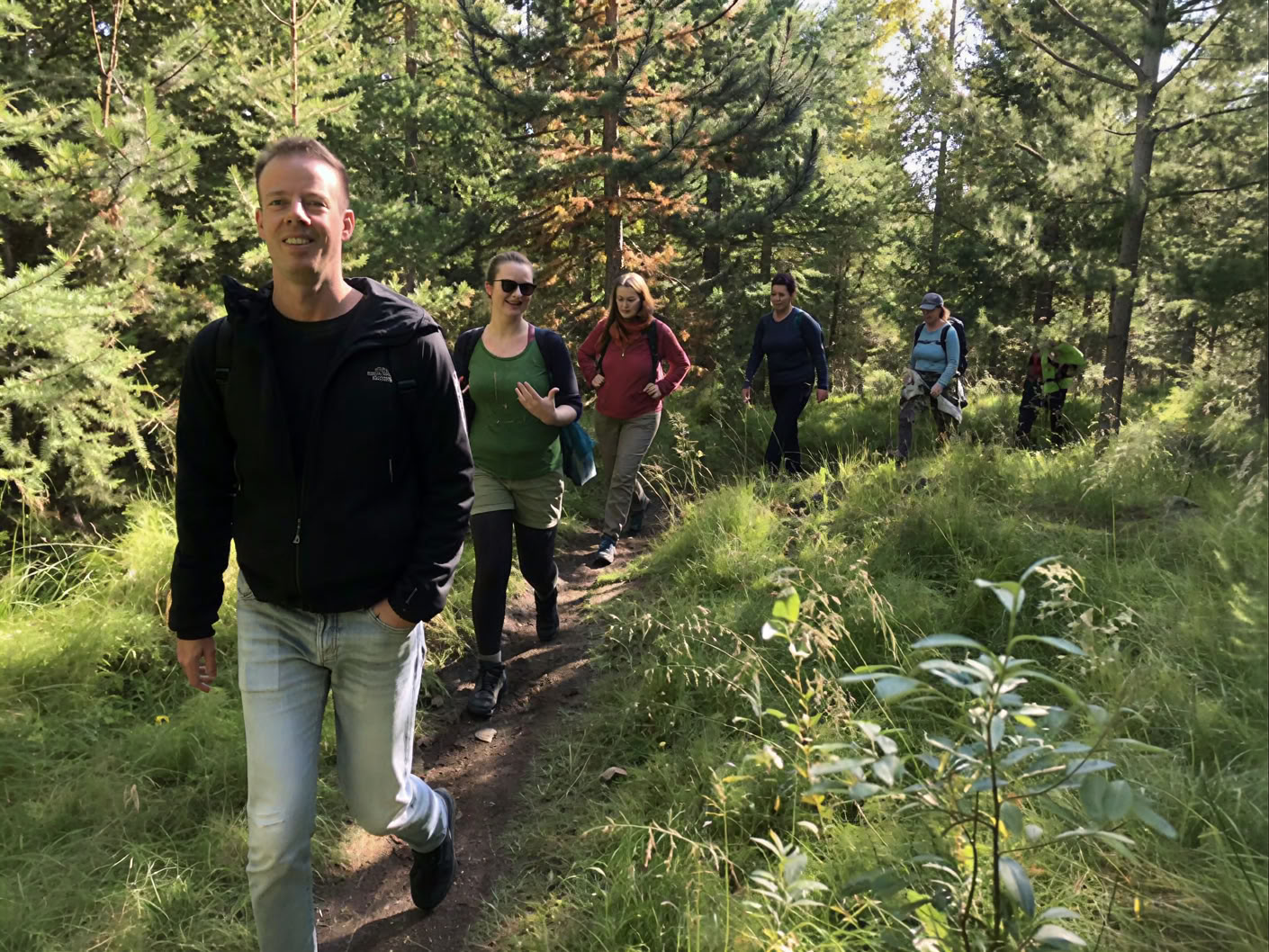 Yoga & hike - retiro de otoño en Islandia