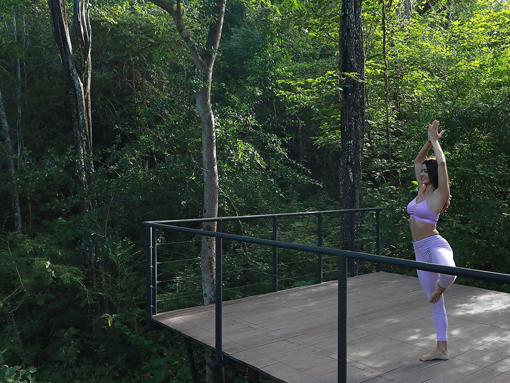 Yoga al borde del acantilado