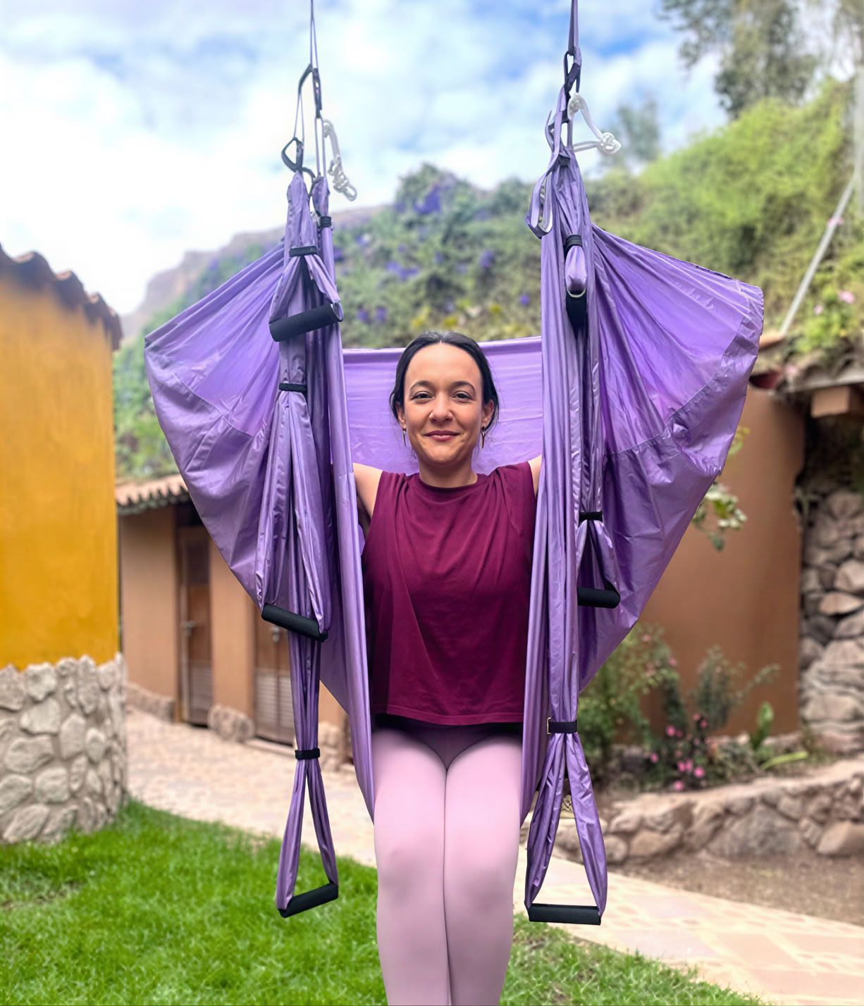 Formación Intensiva de Yoga Aéreo en Willka Tika!