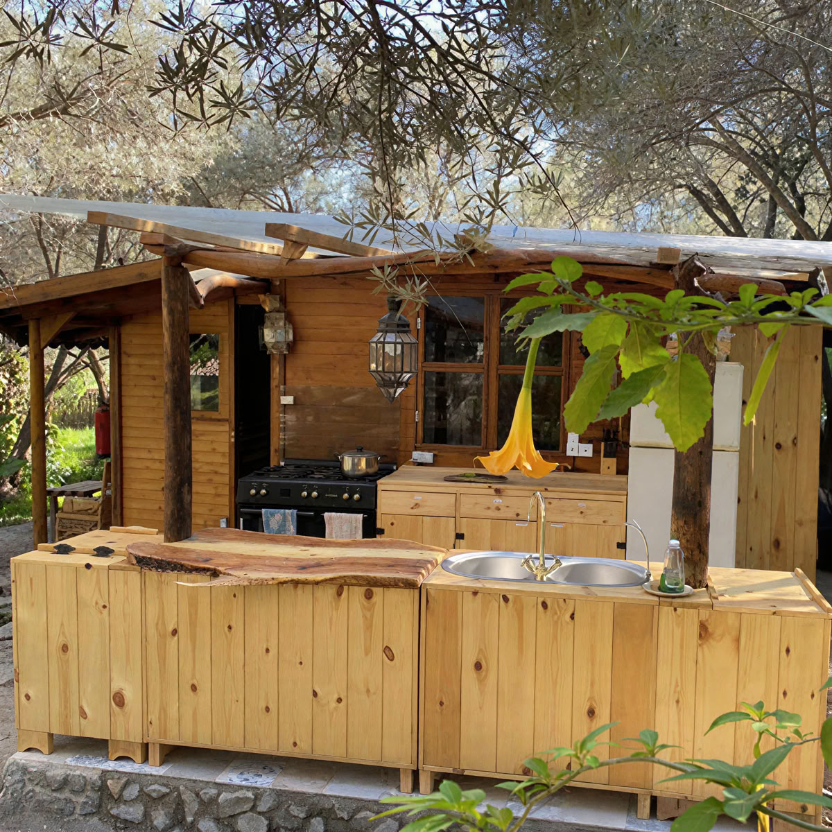 Back to the Source Yoga Retiro and YACEP- Spain