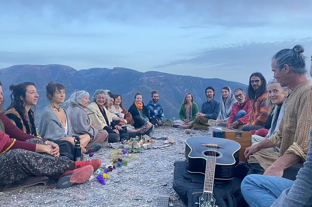 4 Días de Yoga y Creatividad: El Arte del Descanso
