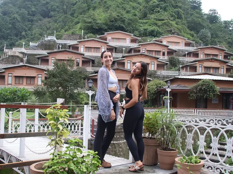 Formación de Profesores de Yoga de 200 Horas (RYT 200 en India) – Septiembre - Octubre 2026