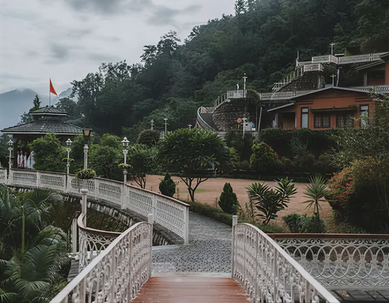 21 Días de Retiro de Yoga Ayurvédico para Pérdida de Peso en Rishikesh