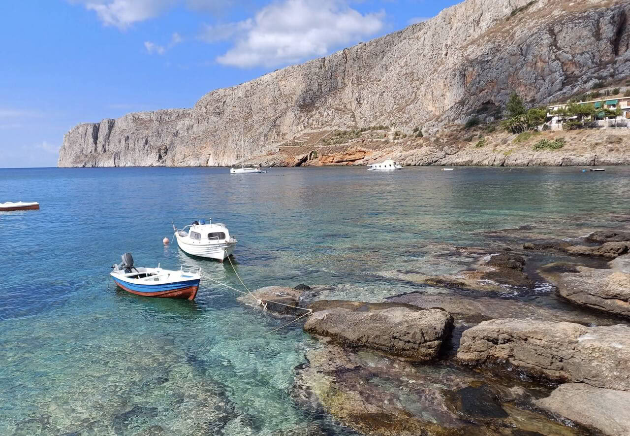 Escape to the Mediterranean: Retiro de yoga en Grecia