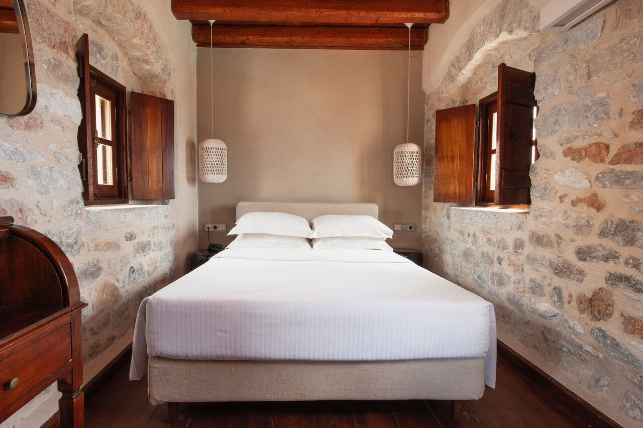 Escape to the Mediterranean: Retiro de yoga en Grecia