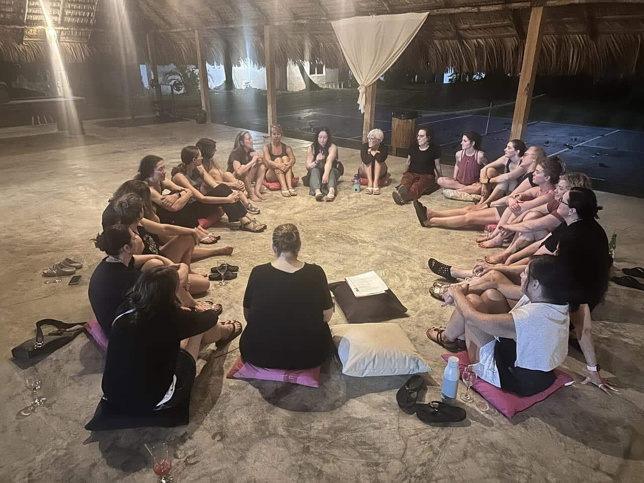 Return To Self Retiro de Yoga con Studio YOU Yoga and Chia