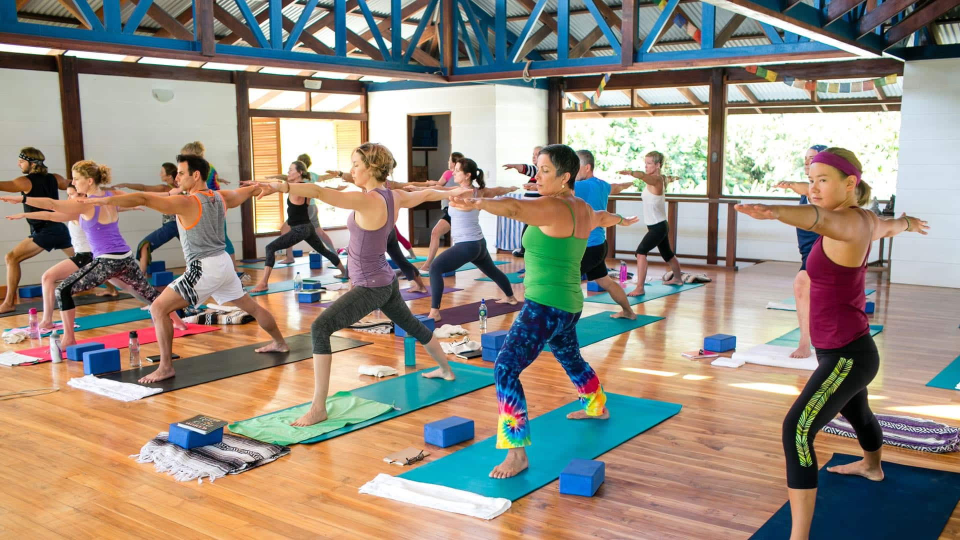 Retiro de yoga en la playa y la selva de Costa Rica 2027 con Leah