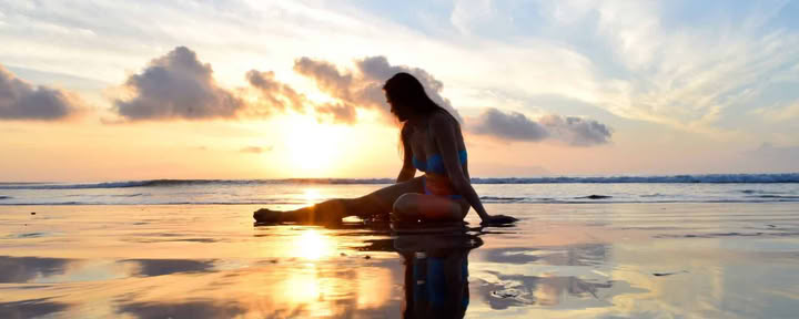 Retiro de yoga en la playa y la selva de Costa Rica 2027 con Leah