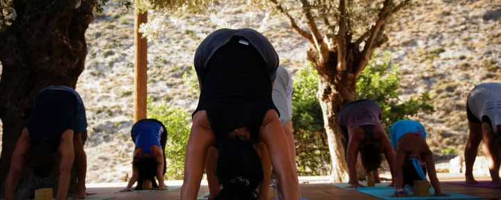 Crete Yoga Retiro 2025 — Level 3 Profesor de Yoga Iyengar Rachel Lovegrove