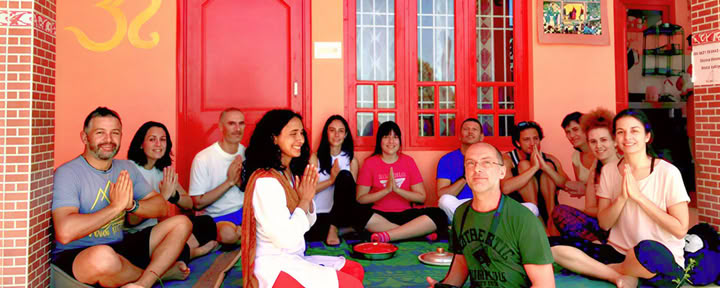 Formación de profesores de yoga de 200 horas – 02 de julio