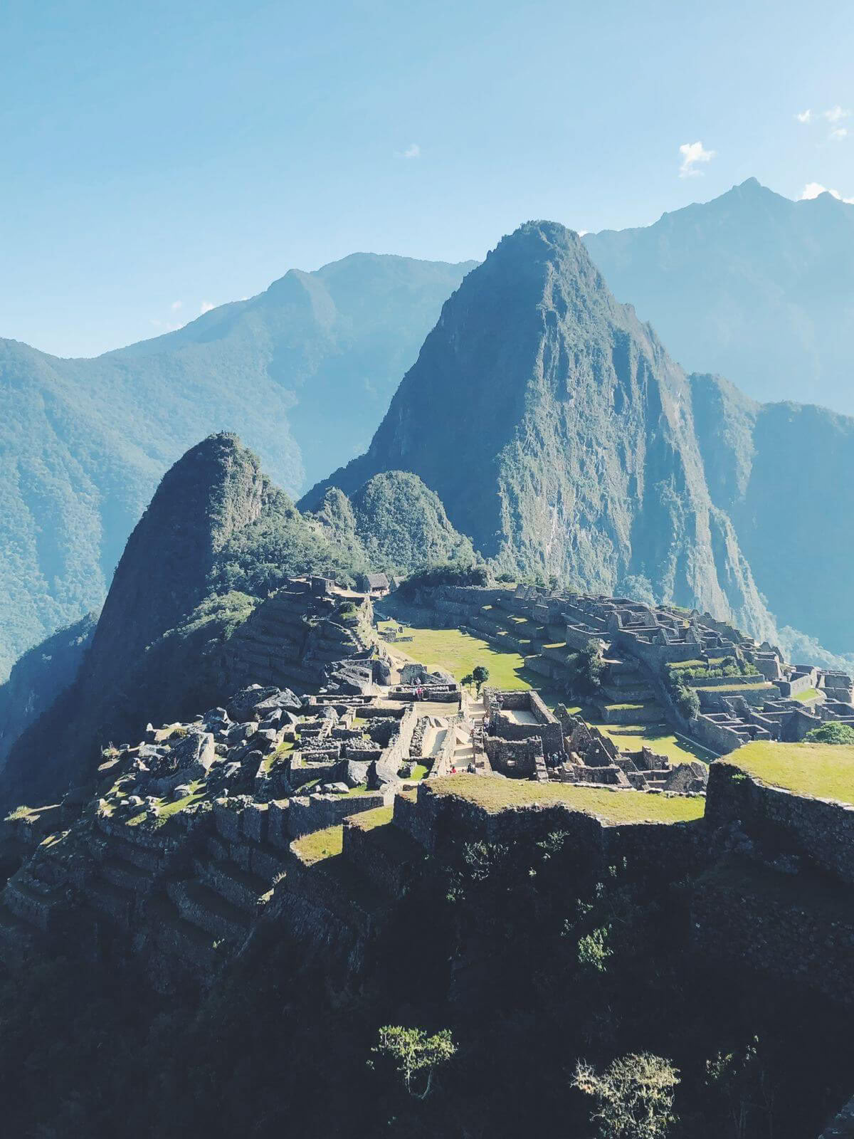 Machu Picchu en Tren: Tour Consciente de Día Completo