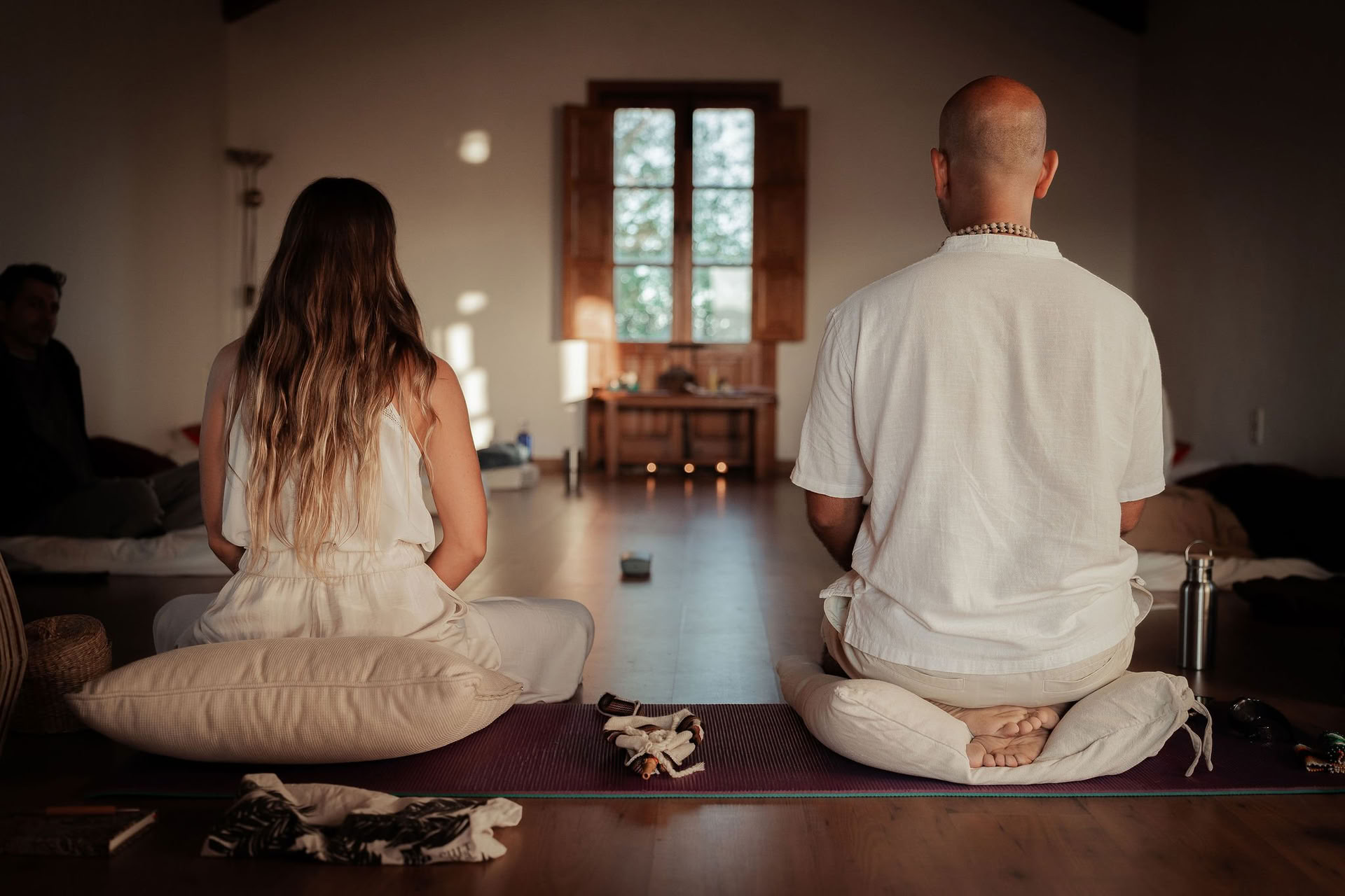 Día de retiro de breathwork, meditación y microdosing