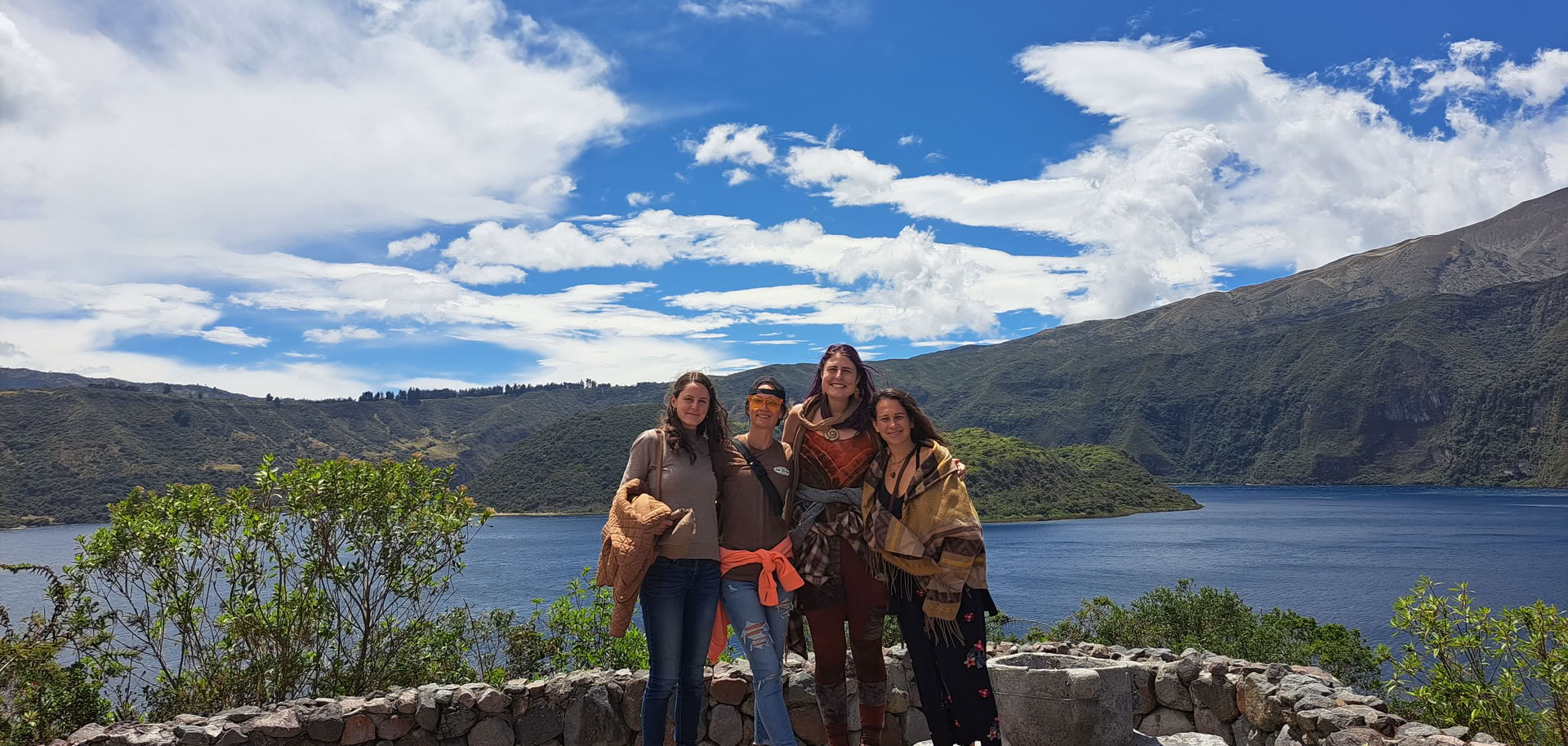 Love as Medicine: Un retiro de sanación del útero + el corazón para mujeres