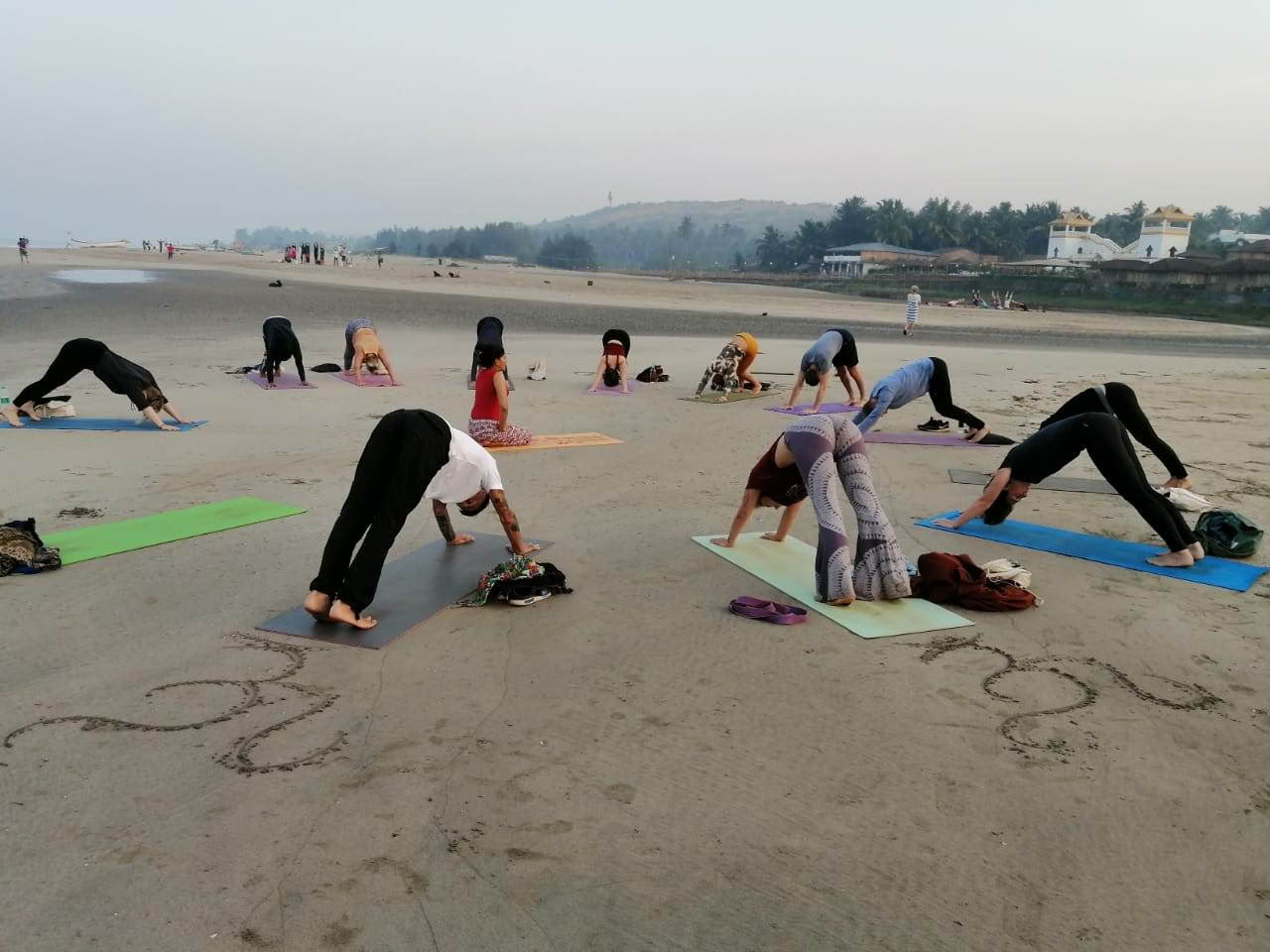 30 Días de Retiro de Yoga y Vacaciones Blissful