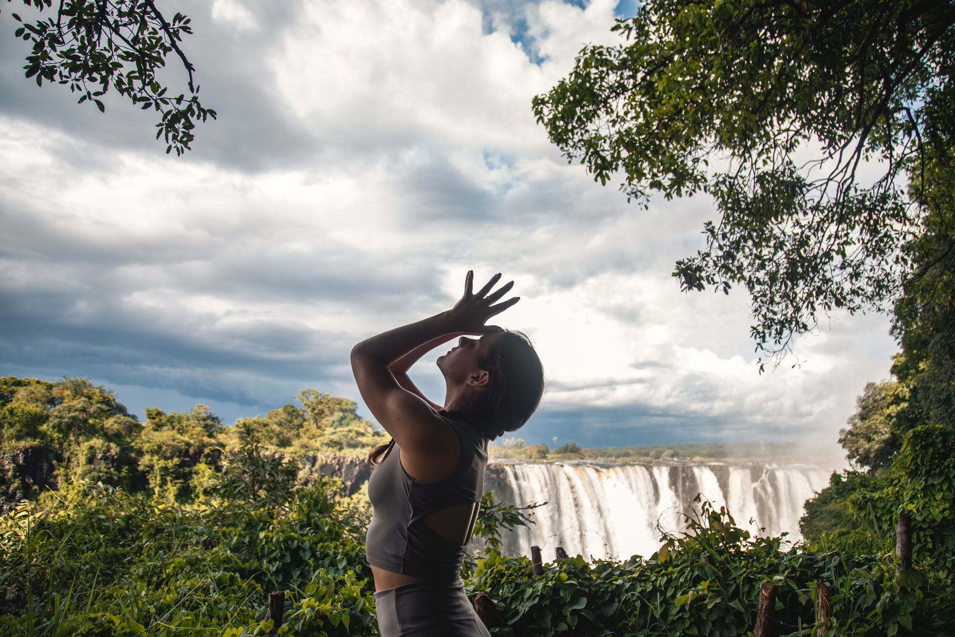 Yoga en The Falls
