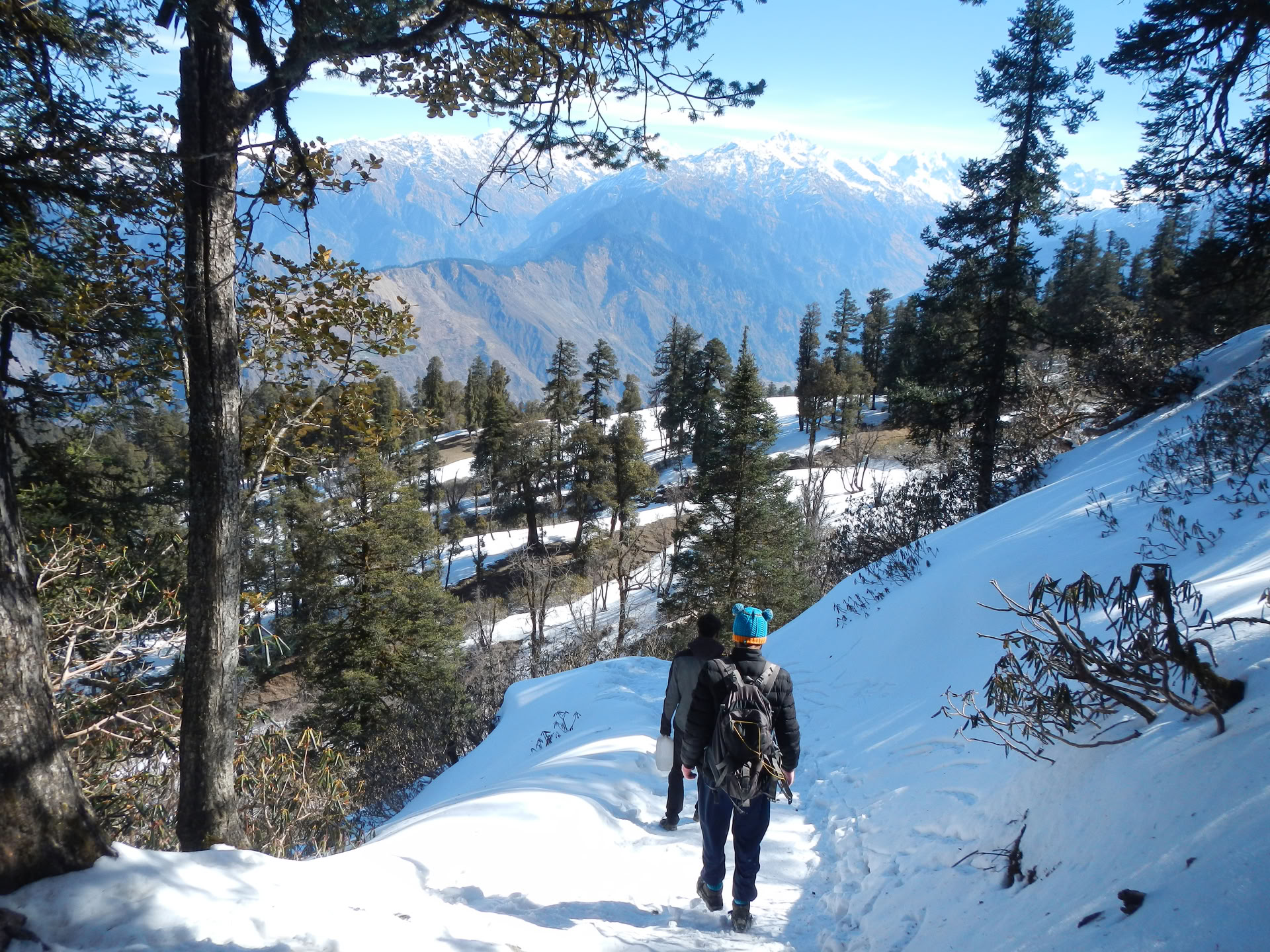 Trekking a Kedarkantha